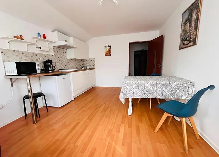 Flower - 3 * كلوج-نابوكا